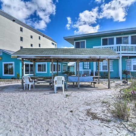 Sun-Soaked Coastal Hideaway - Steps To Beach! Clearwater Beach Exterior photo