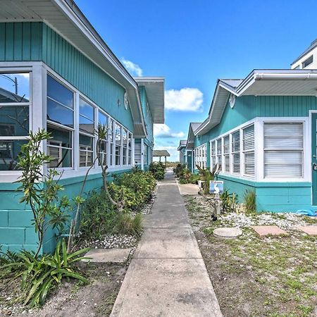 Sun-Soaked Coastal Hideaway - Steps To Beach! Clearwater Beach Exterior photo