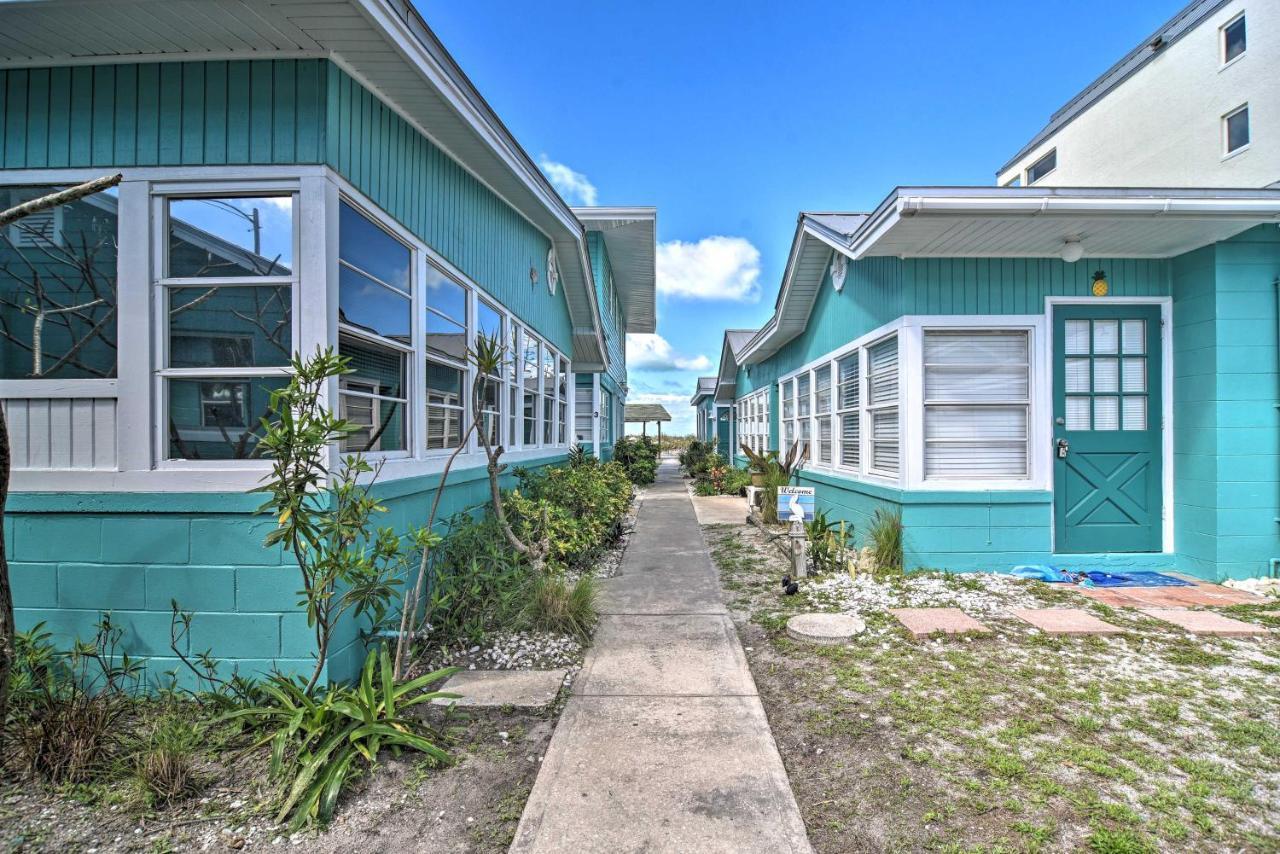 Sun-Soaked Coastal Hideaway - Steps To Beach! Clearwater Beach Exterior photo